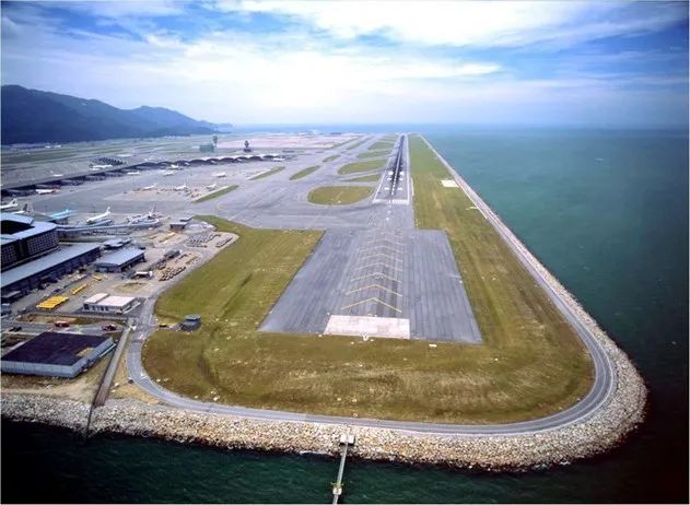香港国际机场三跑道填海造陆工程