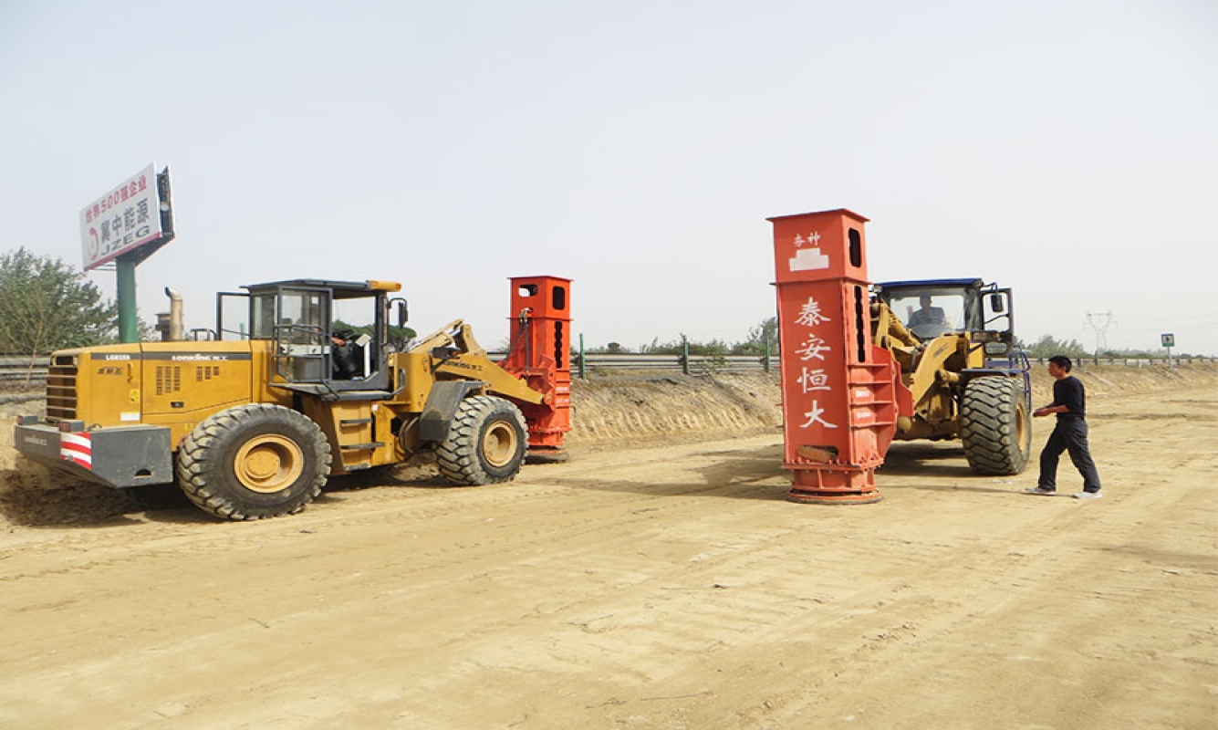 高速液压夯实机在京珠澳高速加宽河北保定段施工中的应用